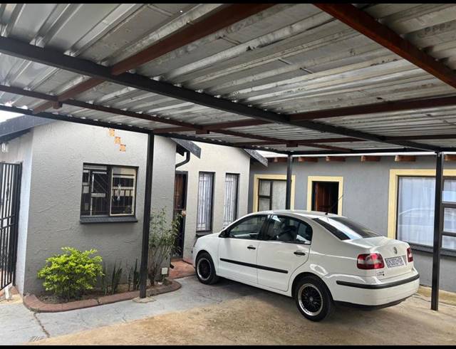 2 BEDROOM PROPERTY TO RENT IN OLIEVENHOUTBOSCH